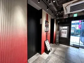 エムズクロス人形町ビルの外観