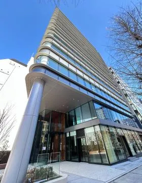 八重洲通フィルテラス(旧:八重洲通計画)ビルの外観