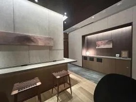 BIZCORE西新橋の外観