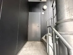 神保町HY(旧:リベラ神田神保町)ビルの外観