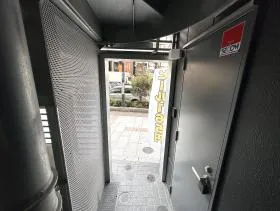 神保町HY(旧:リベラ神田神保町)ビルの外観