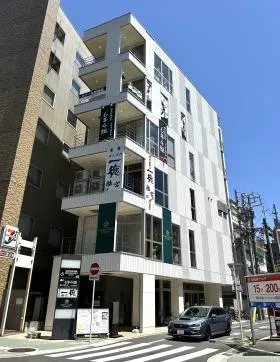 名駅３丁目の外観