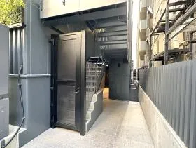 PMO新橋Ⅱビルの外観