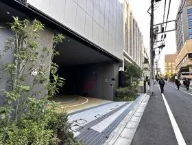 CIRCLES+市ヶ谷駅前ビルの外観