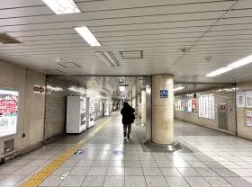 東京メトロ千代田線「新御茶ノ水駅」