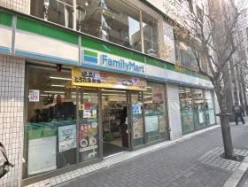 ファミリーマート