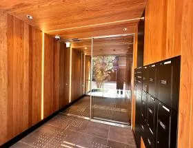 BIGS東神田ビルの外観