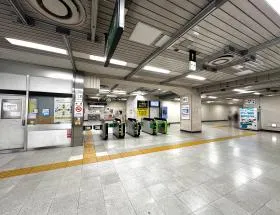 総武線快速「馬喰町駅」