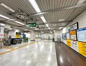 総武線快速「馬喰町駅」