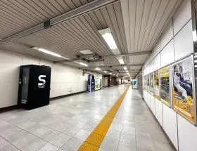 総武線快速「馬喰町駅」