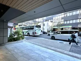 アパ三田芝公園駅前ビルの外観