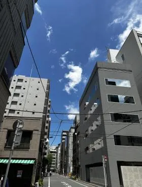プラザ銀座新富ビルの外観
