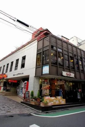 自由が丘升本ビルの外観