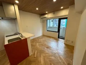 日興パレス三番町の外観