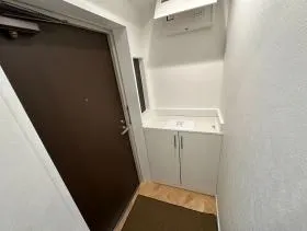日興パレス三番町の外観