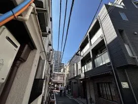 荒木町ガーデンズビルの外観