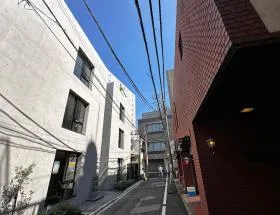 荒木町ガーデンズビルの外観