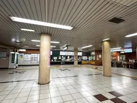 都営新宿線「浜町駅」