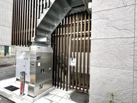 S3新宿四ツ谷ビルの外観