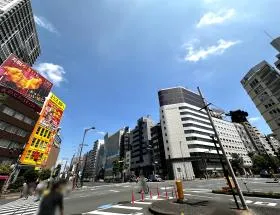 S3新宿四ツ谷ビルの外観