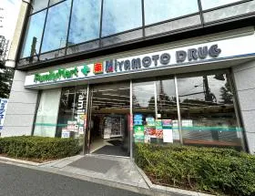 ファミリーマート ミヤモトドラッグ