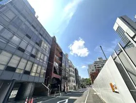 芝ファールビルディングの外観
