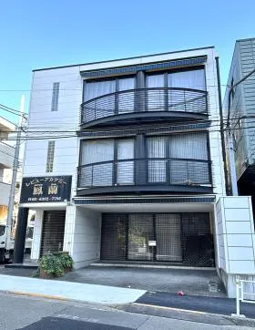 ユニゾンビルの外観