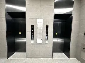 NOIR AKASAKA BLDGビルの外観