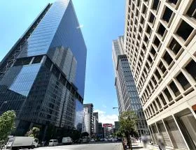 WeWork Akasaka Green Crossビルの外観