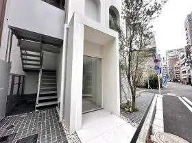 AUSPICE神田小川町ビルの外観