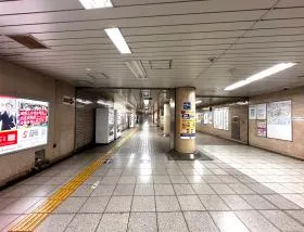 東京メトロ千代田線「新御茶ノ水駅」