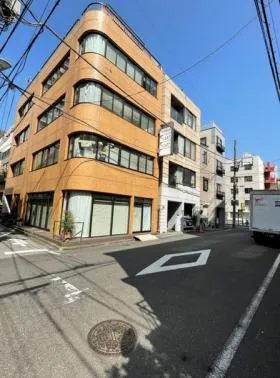 黒門淡路ビルの外観