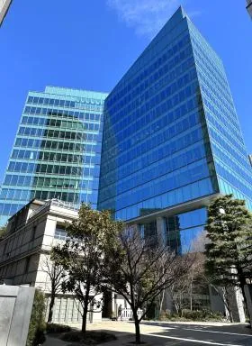 SERVCORP TRI-SEVEN ROPPONGIビルの外観