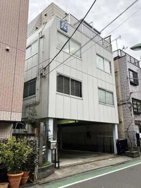JEビルの外観