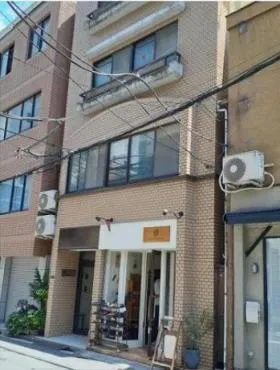 岡本ビルの外観