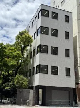 Z CUBE後楽園ビルの外観