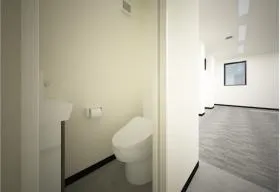 Z CUBE後楽園ビルの外観