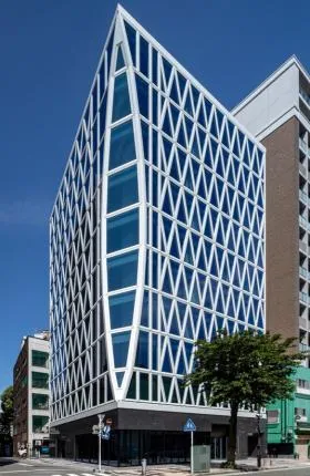 タクエー吉田町ビルの外観