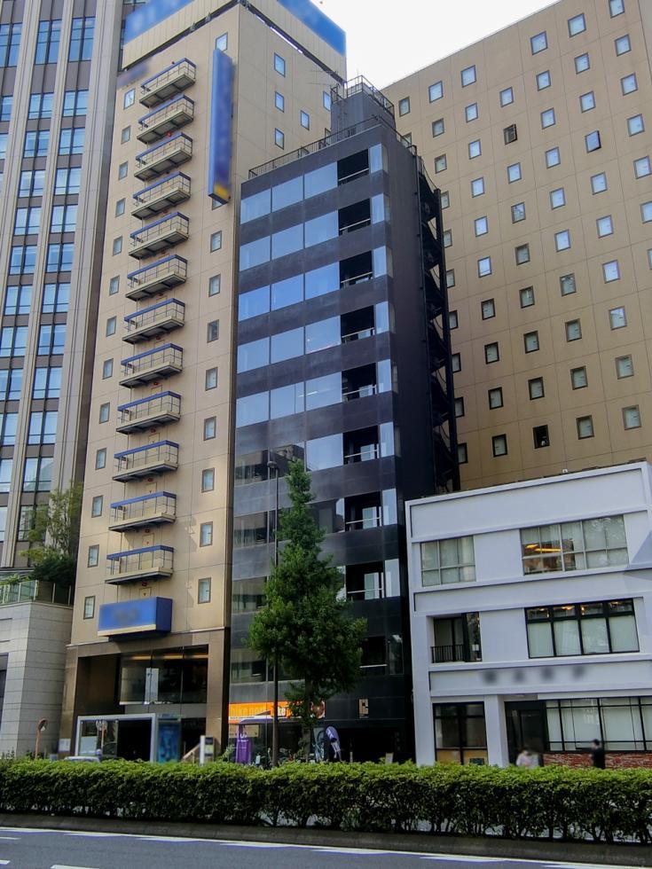 12 NISHISHINJUKUビル