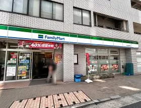 ファミリーマート