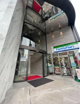 新宿ヒロセビルの外観
