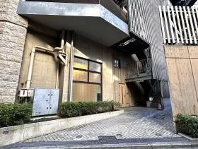 クイーポビルの外観