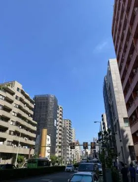 フィオーレ東京ビルの外観
