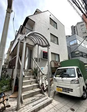 アサショウ大久保ビルの外観
