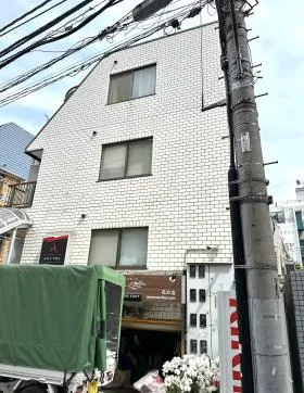 アサショウ大久保ビルの外観
